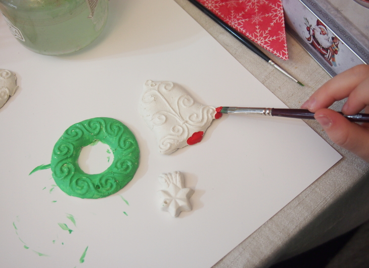 Materiales manualidades adornos de Navidad